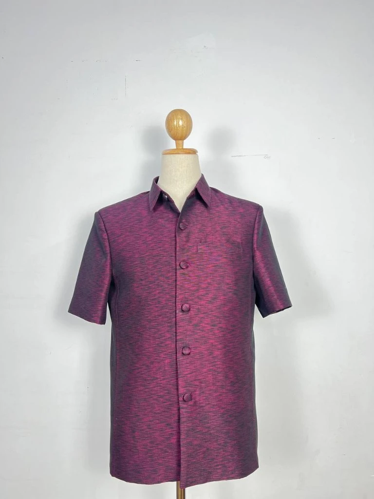 រូបភាពផលិតផល Men Shirt ពី ក្រុមហ៊ុន ខេអឹម ថិចស្តាយ