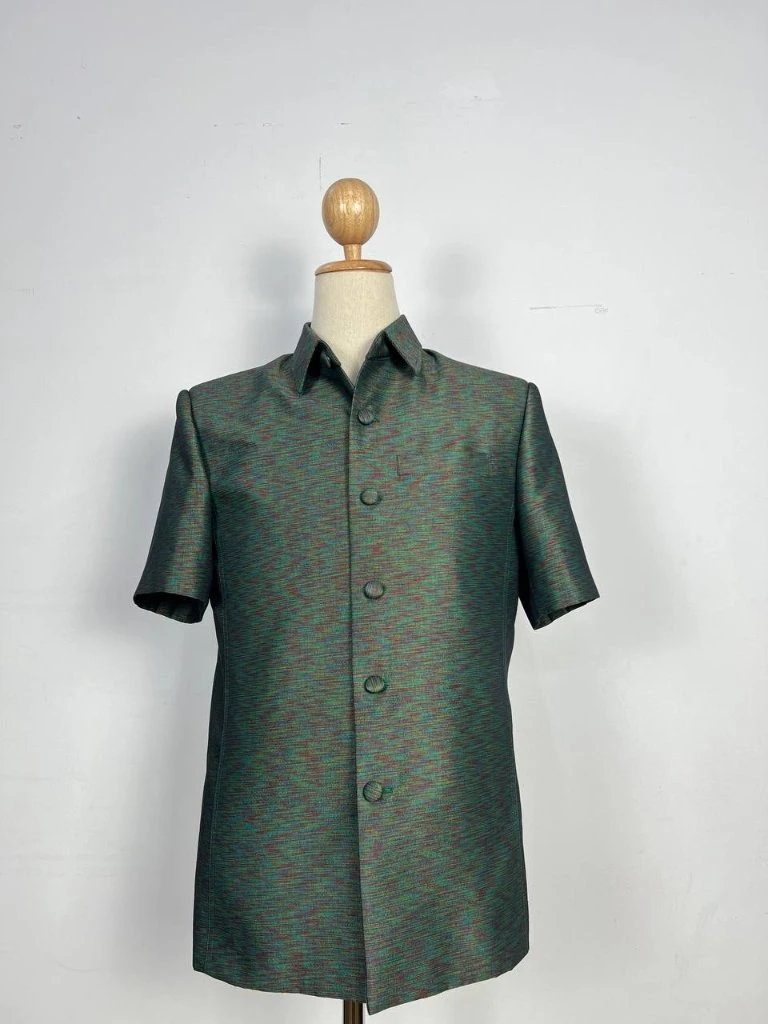 រូបភាពផលិតផល Men Shirt ពី ក្រុមហ៊ុន ខេអឹម ថិចស្តាយ